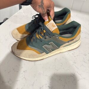 New Balance Men's Green and Tan Sneakers